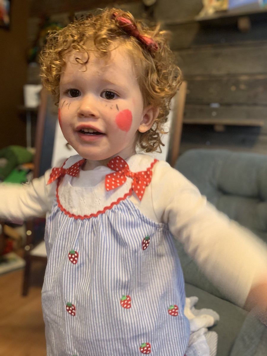 Lancaster_Mr's tweet photo. Happy Halloween from Raggedy Ann!  #HappyHalloween2020 https://t.co/hsyD6oJdvL
