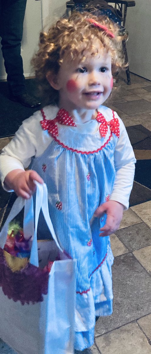 Lancaster_Mr's tweet photo. Happy Halloween from Raggedy Ann!  #HappyHalloween2020 https://t.co/hsyD6oJdvL