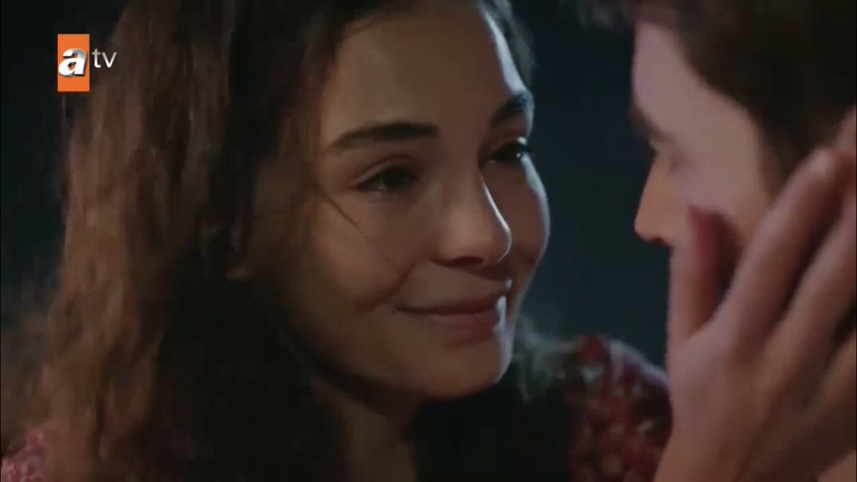 she went to hell and back but she’s fine he’s still there SHE LOVES HIM SO MUCH  #Hercai  #ReyMir