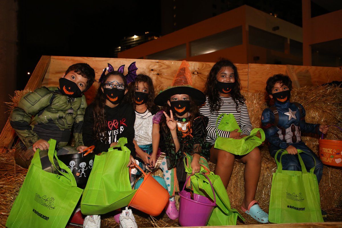 CityofSIB's tweet photo. Brave residents took a hayride down the most haunted trail in #SunnyIslesBeach tonight at the 'Not Your Average Booogie' Haunted Trail Ride! 🎃🕷️👻 Don't forget to share your costume photos on social media using #Booogie2020 before noon tomorrow for your chance to win! #Halloween https://t.co/KT6Fl0SjXJ