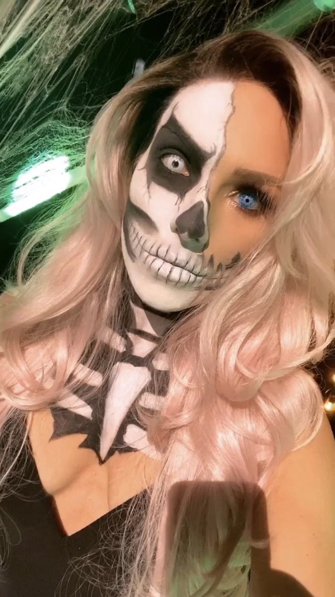 Did I spend hours on this look to not even leave our house? Yes.
Did I scare our food delivery guy when I opened the door? Also yes