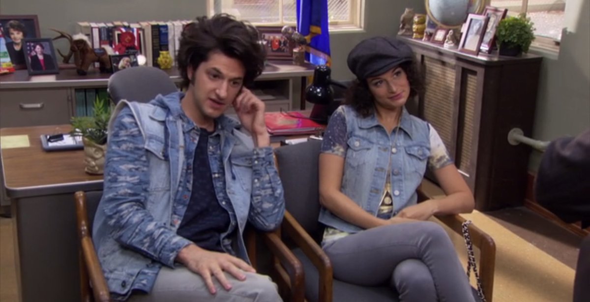 keegonalsworth's tweet photo. Someone set a fire in your car, because you took too long, and I got bored #moneypleeeeease #jeanralphio #monalisa @rejectedjokes https://t.co/FwedeRJmc1