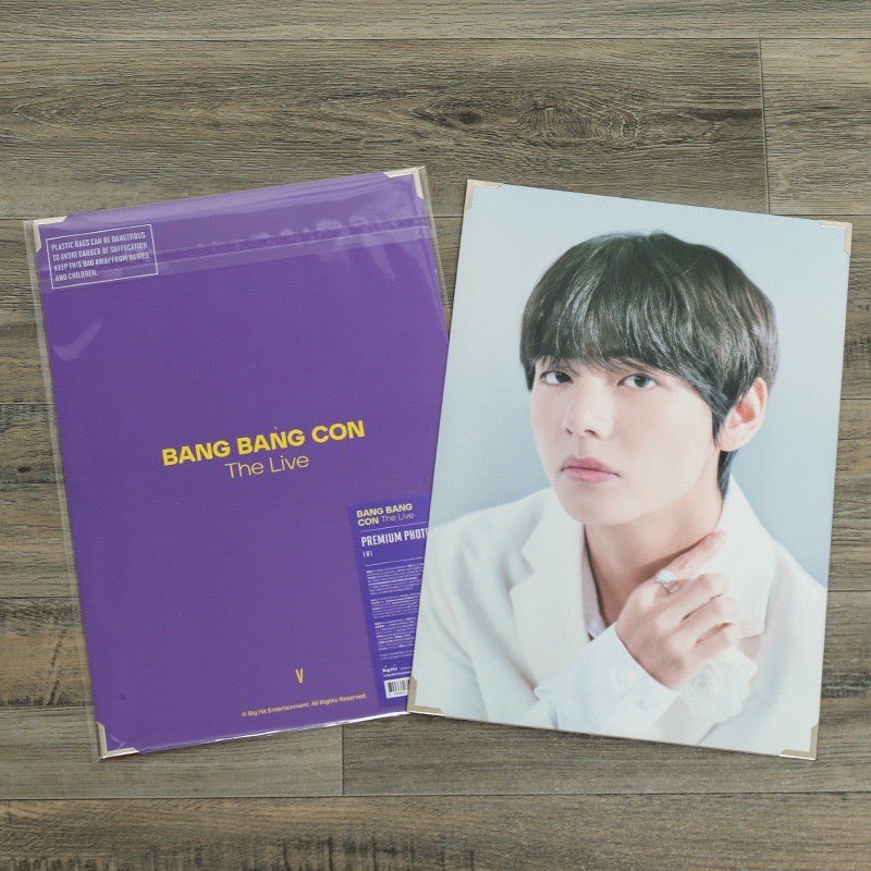 tataekooo's tweet photo. GIVEAWAY 🍭 1 PREMPHOT TAEHYUNG BBC @BTS_twt untuk 1 pemenang 🤓💜

RT + LIKE + FOLLOW 
End ASAP. Goodluck semongkoo 💜 https://t.co/4bB04fqSc7