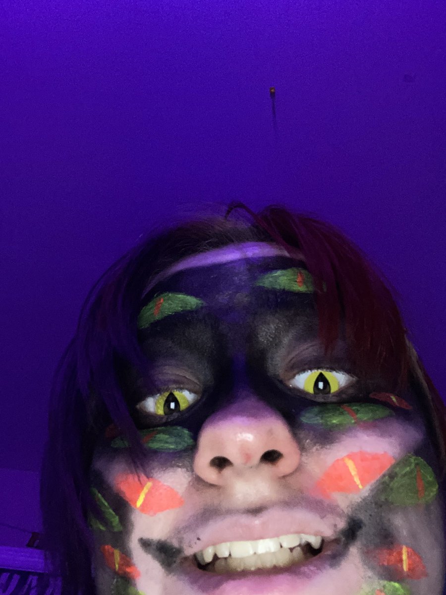 RichieRot404's tweet photo. TW// lots of eyes
Happy Halloween yall! 😈🎃👻🕸#Halloween2020 #HalloweenAtHome #hlvrai #hlvr #hlvraibenrey #benreyhlvrai #radiotvsolutions #wayneradiotv https://t.co/Ptl69qrMJB