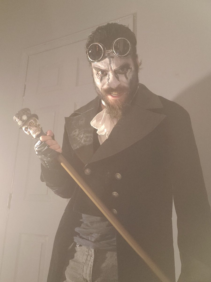 LokiHavok's tweet photo. Wrapping it up tonite after a good stream. Check me out on Monday for our regularly scheduled programming!
#Halloween2020 #twitch #TwitchStreamers #twitchaffiliate #TwitchAffilate #doriangray  #twitchstream 
@BlazedRTs 
@TwitchBuds 
@SocialPromoRT https://t.co/tJPqCVcLEl