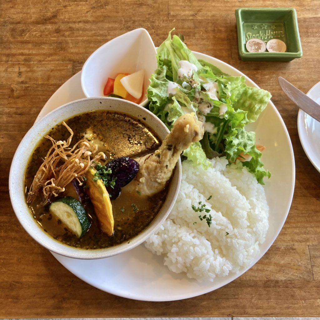 いそっち 千葉カレー食べ歩き 千葉カレー部 昼練 骨付きチキンと野菜のスープカレープレート 西千葉フラットダイニング ごちそうさまでした 西千葉フラットダイニング フラットダイニング Flatdining 骨付きチキンと野菜のスープカレー