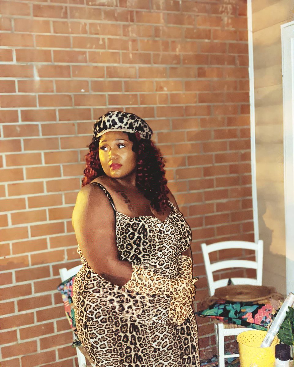 LizBarlow22's tweet photo. Happy Halloween y'all
From The Iconic Widow, Carole Baskins
#HappyHalloween2020 #Plussizehalloween #TigerKing #CaroleBaskins https://t.co/FLVLVqEo8T