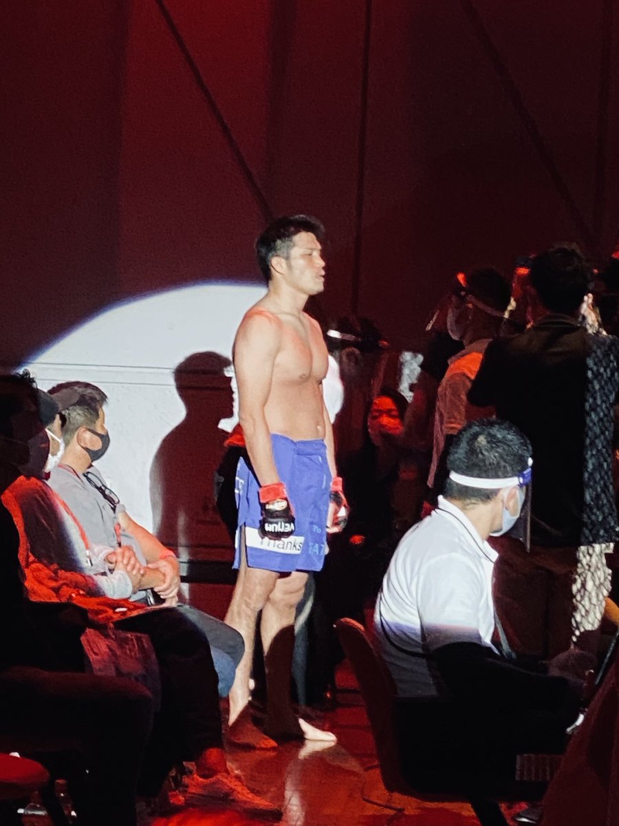 tatsuyakay's tweet photo. 悠太キターーーーー!!!!!!!!
童帝王登場!!!!
#DEEP98 #DEEP1101 https://t.co/xoZXrv1Z4J