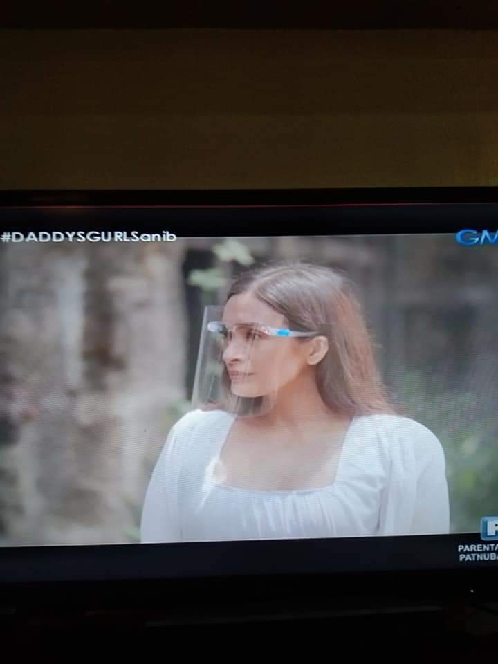 5_jhay's tweet photo. @GoyYLarrazabal @ABSCBNNews aasa na lang talaga sa hangin ang mga nasa liblib... Karamihan ng basher dto at against sa @ABSCBNNews  ay beneficiary ng dolomite at philhealth money scam kaya hayaan na lang natin sila... Bawal daw maggala ang multo na walang face shield https://t.co/9EkvrxCIkv