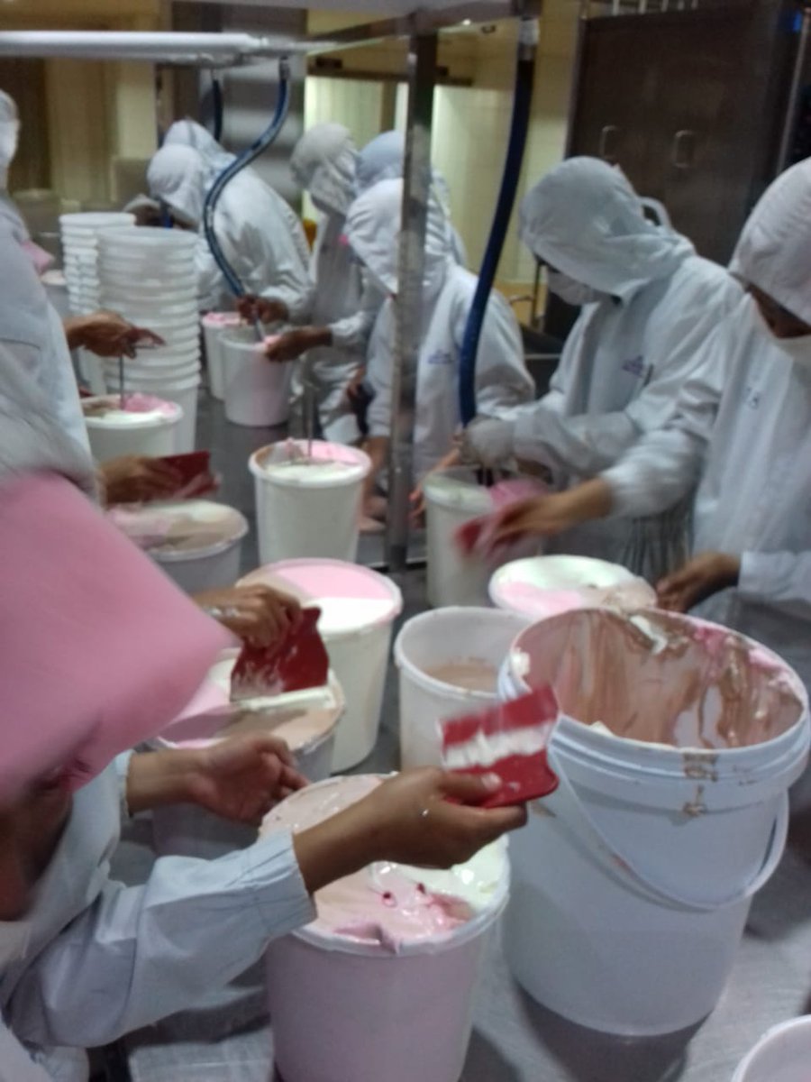 mamunkamal2's tweet photo. yakin masih mau beli es krim ini????

#OgahMakanEsKrimAice https://t.co/rH4KC0PciF