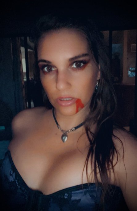 𝑯𝒂𝒑𝒑𝒚 𝑯𝒂𝒍𝒍𝒐𝒘𝒆𝒆𝒏🎃𝑿𝒐𝑿𝒐 https://t.co/DFa6peqa0F<a href="/tag/newprofilepic"class="tags"><span>#newprofilepic</span></a>