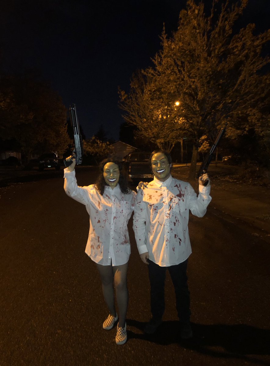 vicyarborough's tweet photo. 12 hours. No consequences. #happyhalloween 🕸🕷 https://t.co/Q6BpLQUjG0