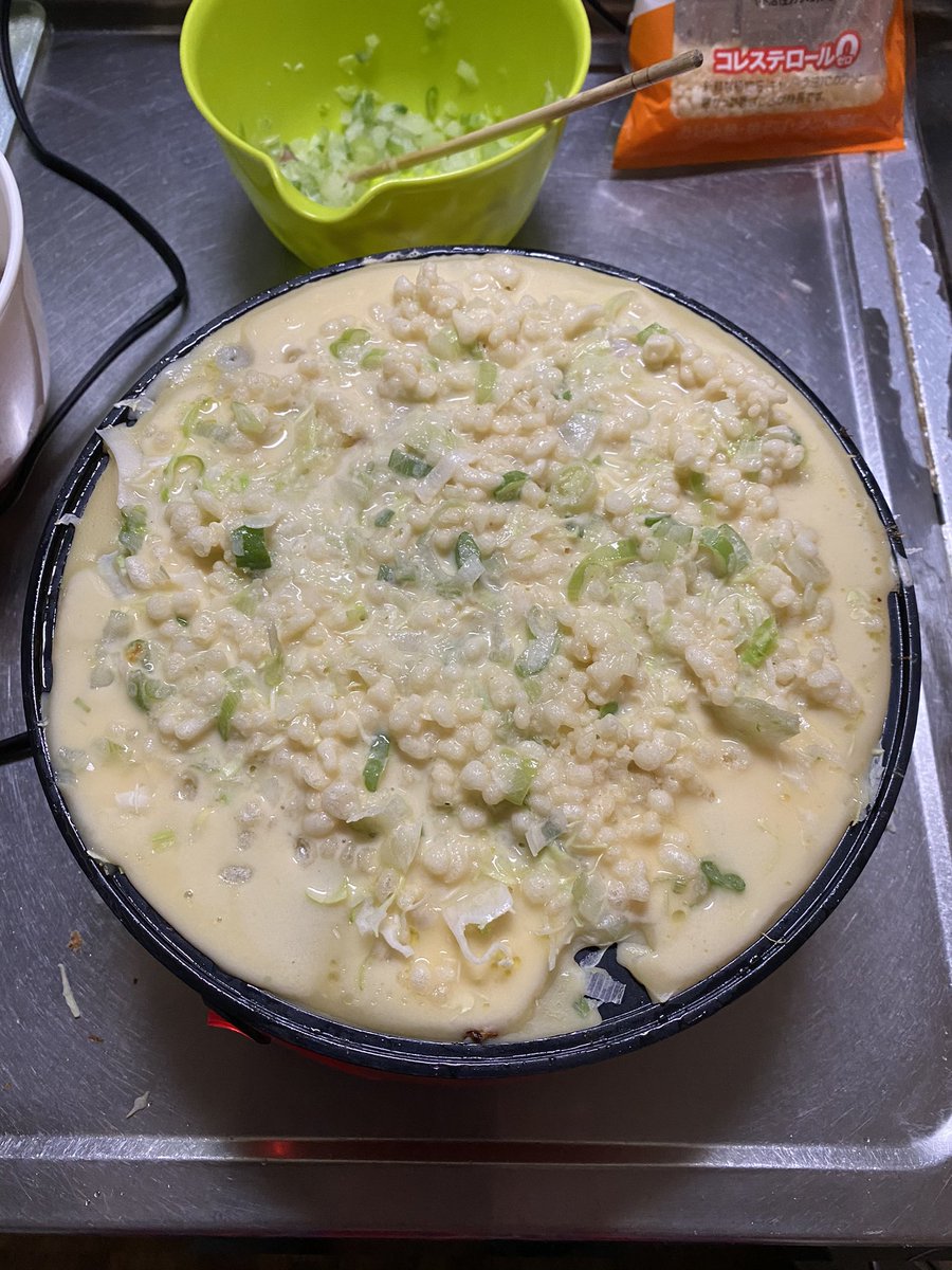 デコモ メガネ男子のaikoジャンキー 業務スーパーでたこぶつとカットねぎとカットキャベツ買ったからお手軽にたこ焼き出来たー 有りだな