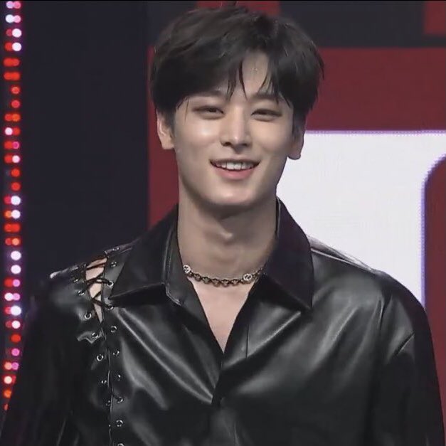 juyeon as kuroo tetsurou- incredibly respectful of others and super smart (stem kids )- cool and sexy but also a little embarrassing sometimes- reliable and strong members of their teams- CATBOYS