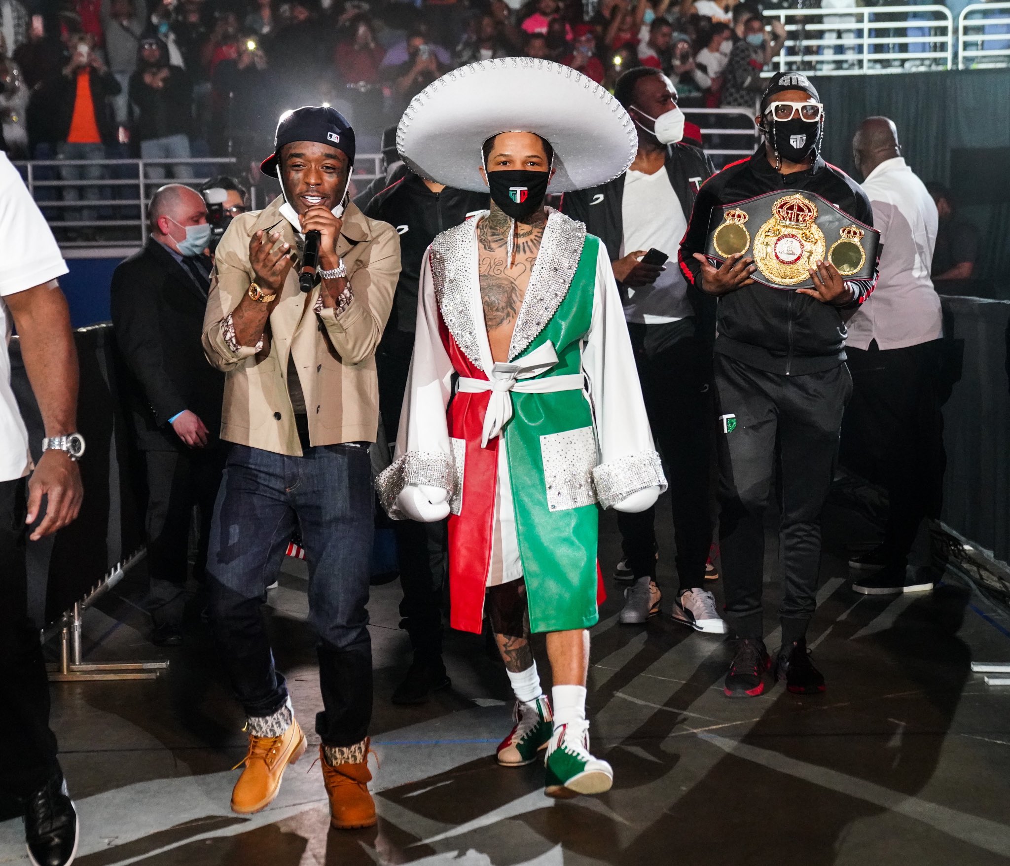 Mayweather Promotions on X: The Champ @gervontaa paid homage to
