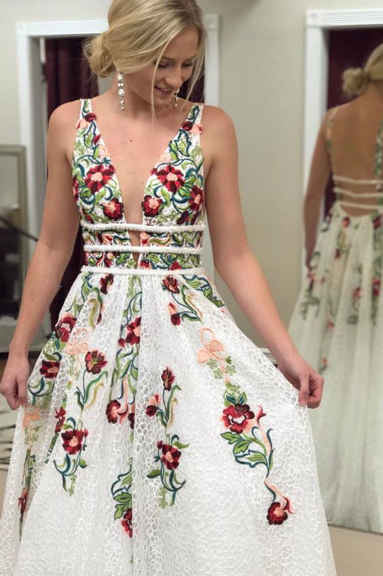 prom dress hut This prom dress has pockets! Choose from 5 amazing shades to match your prom night style #promdresswithpockets #corsetpromdress #satinpromdress #promstyles #promdressshop #prom2026 #redsatinpromdress #babybluepromdress