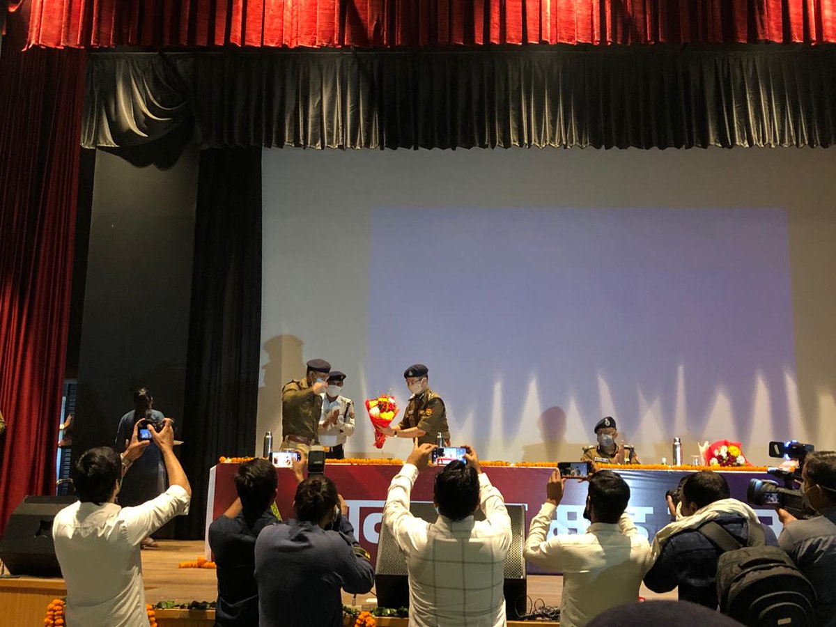 sharpngo's tweet photo. SHARP is supporting the ventures of @uptrafficpolice by spreading Road Safety Awareness through our project with @HCL_Foundation
@NidhiPundhir08
#UPTrafficMonth20 #TrafficChampion #TrafficAwarenessUP #TrafficTraining #TrafficCopOftheMonth #TrafficInnovationforSafety https://t.co/x5zLaADa8L