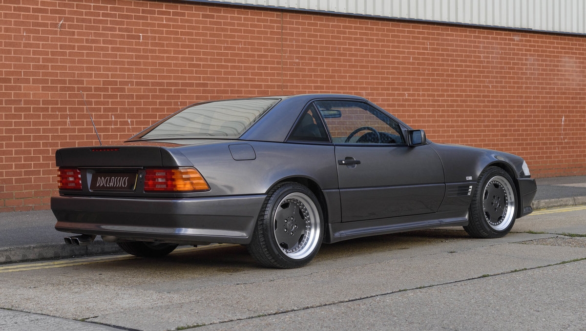 carandclassic's tweet photo. This 6.0 SL60 AMG is available right now on Car & Classic - would you own it?
https://t.co/0miV6xOkzH
#AMG #CarandClassic #MercedesSL #SLAMG #SL60AMG https://t.co/gmSvzUXOLV