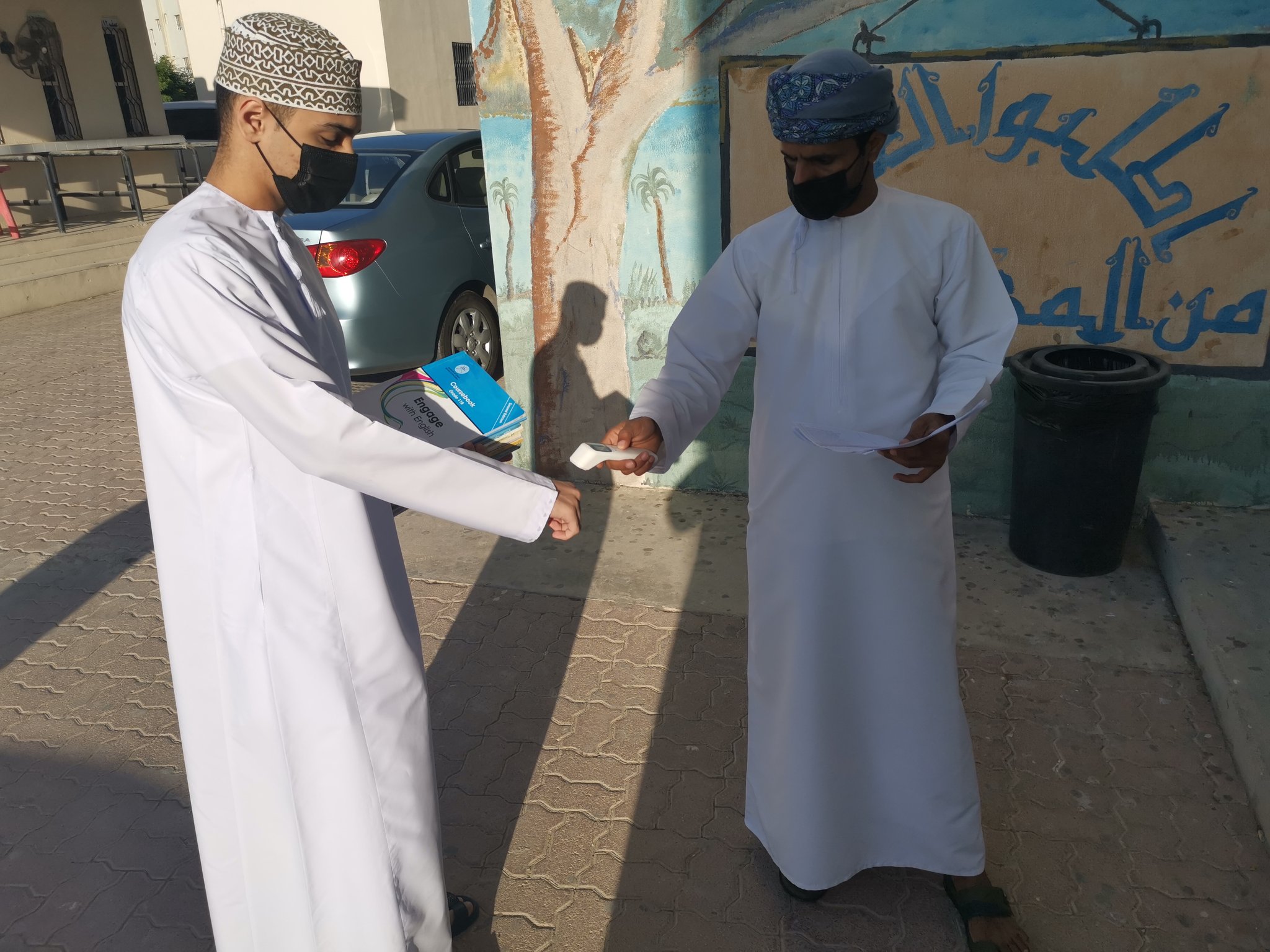 مدرسة حفص بن راشد 9 12 در توییتر بداية استقبال الطلاب مع العمل بالإجراءات الاحترازية اللجنة التنفيذية بالمدرسة دوركم واضح فشكرا لكم