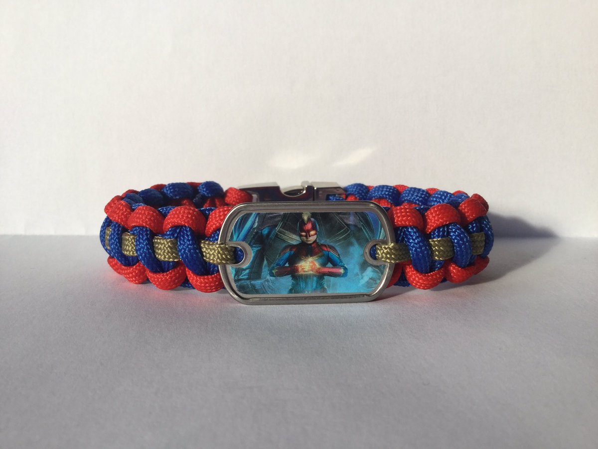 CMPBA81's tweet photo. #CaptionMarvel Paracord Bracelet https://t.co/auu1bR01lB