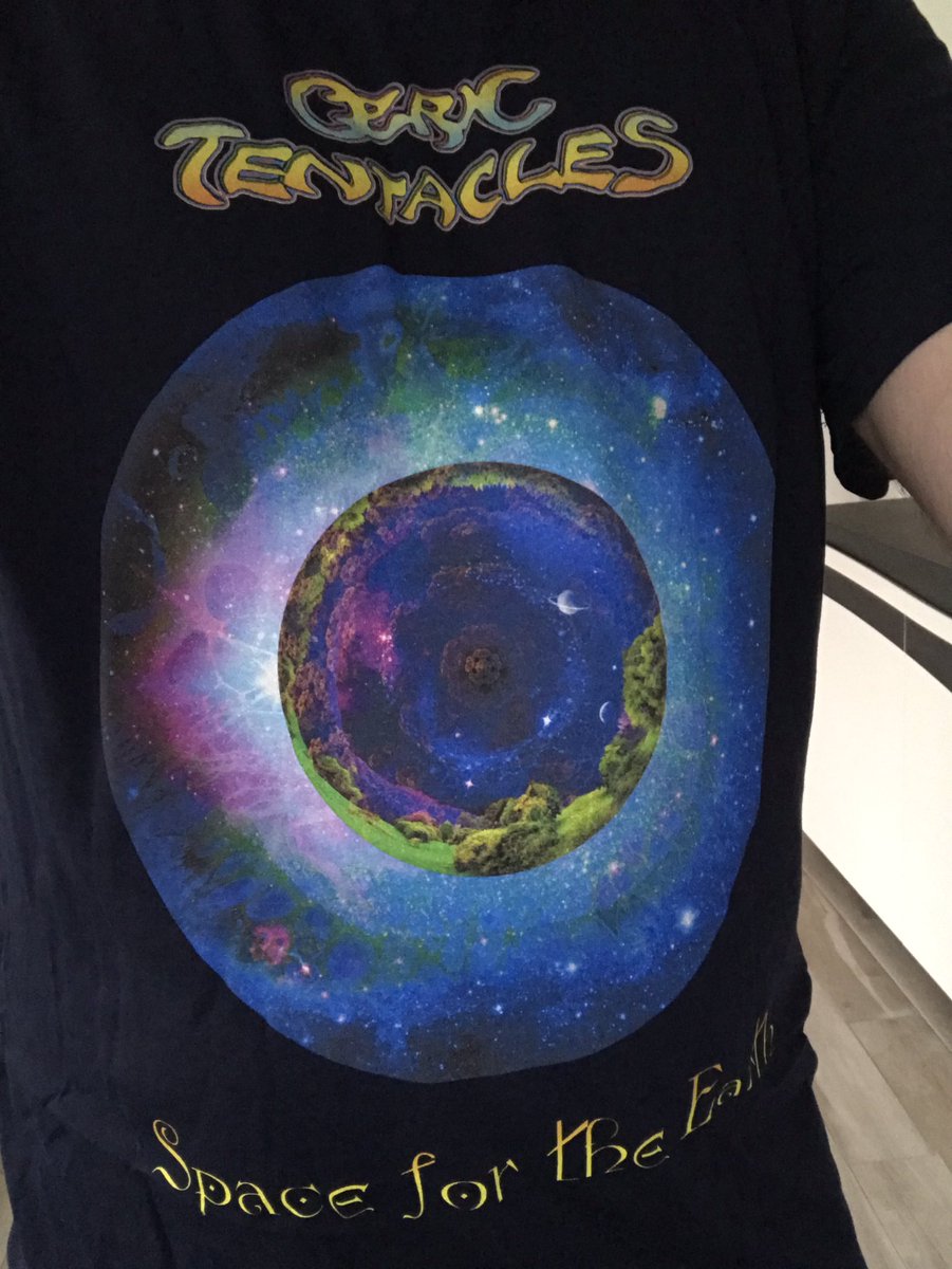 marillion073's tweet photo. Happy Ozric Sunday!!

How do you guys love Space For The Earth???

🙏🔥🔥🔥🎸🎹🥁🔥🔥🔥🙏

#OzricTentacles
#EdWynne
#SpaceForTheEarth 
#ProgRock 
@OZRICSOFFICIAL 
@EdWynne_Ozrics 

https://t.co/Wbd2ckP5Du https://t.co/tSS6X8Bmql