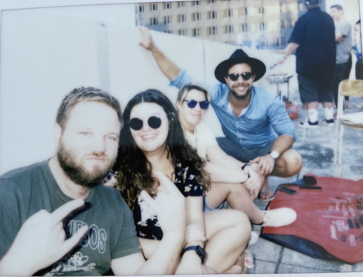 tinareed40's tweet photo. Sometimes things (and people) feel like they were just meant to be and come into your life when you least expect it. Love our Sunday’s all together and at this rate il be fluent in Afrikaans by Christmas 😂❤️ #stanleybeach #lifeinhongkong https://t.co/JeSFhRFSqP