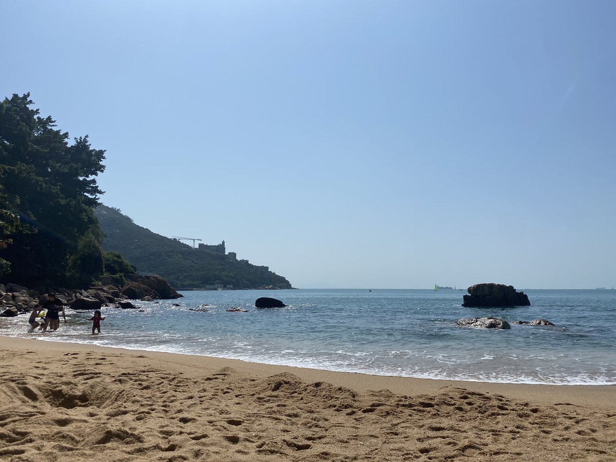 tinareed40's tweet photo. Sometimes things (and people) feel like they were just meant to be and come into your life when you least expect it. Love our Sunday’s all together and at this rate il be fluent in Afrikaans by Christmas 😂❤️ #stanleybeach #lifeinhongkong https://t.co/JeSFhRFSqP