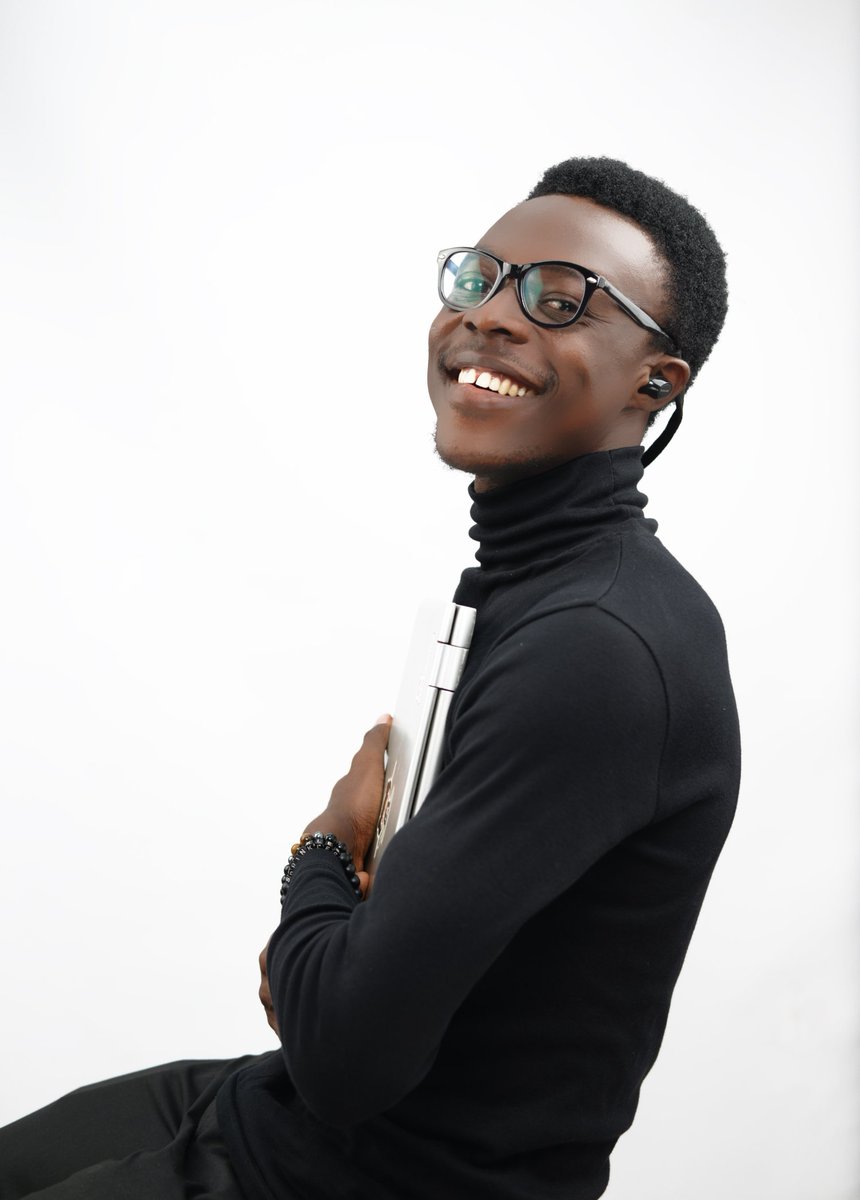 otobilobabrand's tweet photo. It's Joy O'clock!🥳
.
For his mercy endures forever. 
.
I AM GRATEFUL FOR LIFE.
.
Welcome to November!
.
#gratitude #newmonth #november #happysunday #hopeful #focus #dream #light #newNigeria #roundedness #design #designer #designspace #designinspiration #branddesigner https://t.co/fGyEsRYRJ4