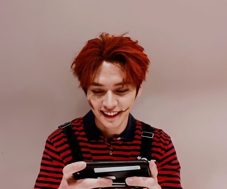 — minho as chucky; a scary thread  #StrayKids  #skz