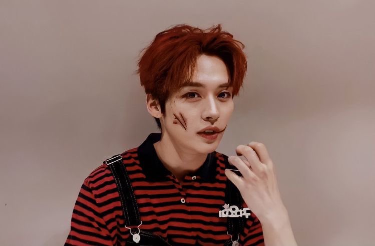 — minho as chucky; a scary thread  #StrayKids  #skz