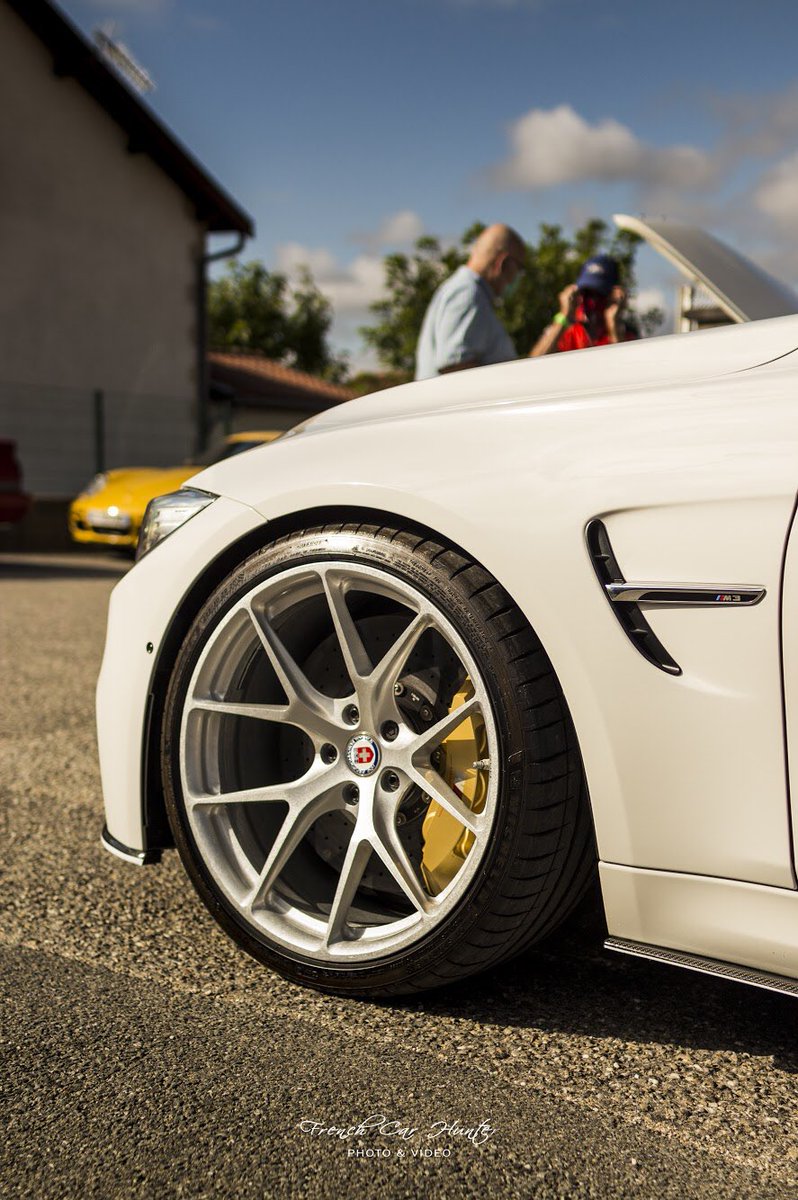 FrenchCarHunter's tweet photo. Bmw M4 😈
#bmw #BMWM4 #BMWM3 #BMW #m4 https://t.co/hrQ9CKb7f8