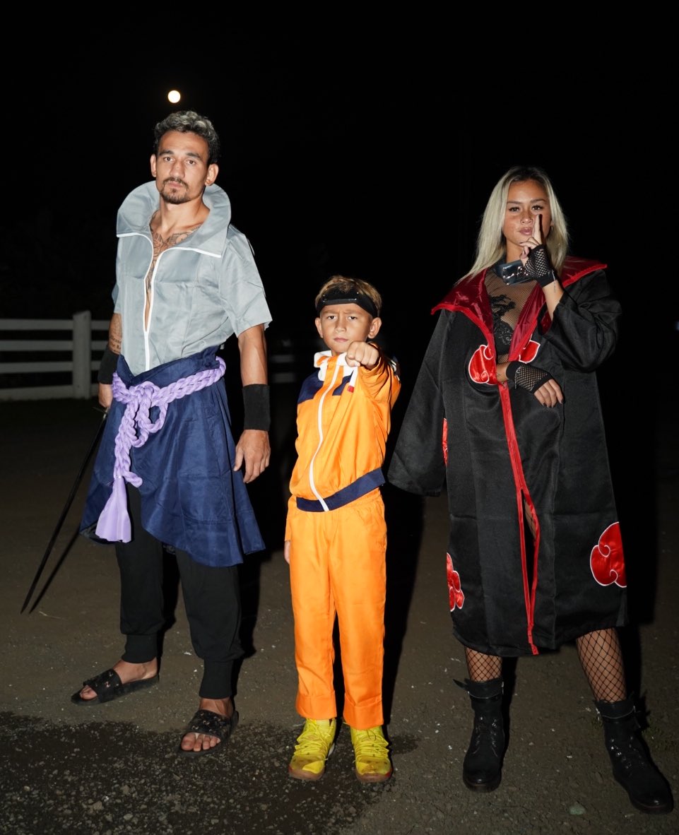 BlessedMMA's tweet photo. 🎃 👻 https://t.co/26Xg9cswNE