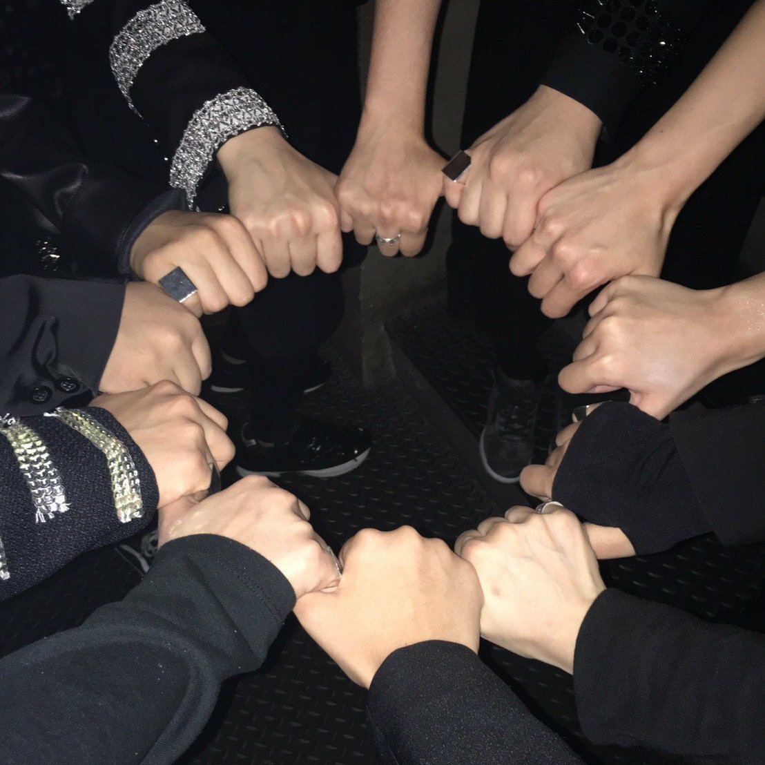 247seventeen's tweet photo. イサチこと24/7が5周年を迎えました😊✨
5年もの間、一緒に踊ってきたメンバー
一人ひとりに感謝します💐
また皆で楽しく踊れる日が来ますように…！ https://t.co/mfU232vWHL