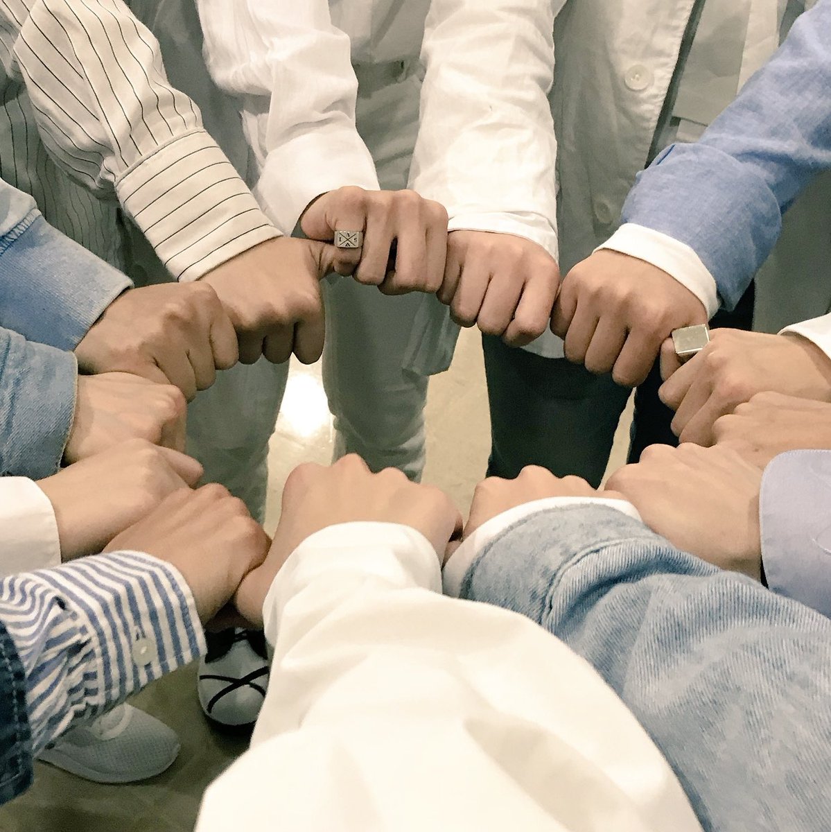 247seventeen's tweet photo. イサチこと24/7が5周年を迎えました😊✨
5年もの間、一緒に踊ってきたメンバー
一人ひとりに感謝します💐
また皆で楽しく踊れる日が来ますように…！ https://t.co/mfU232vWHL