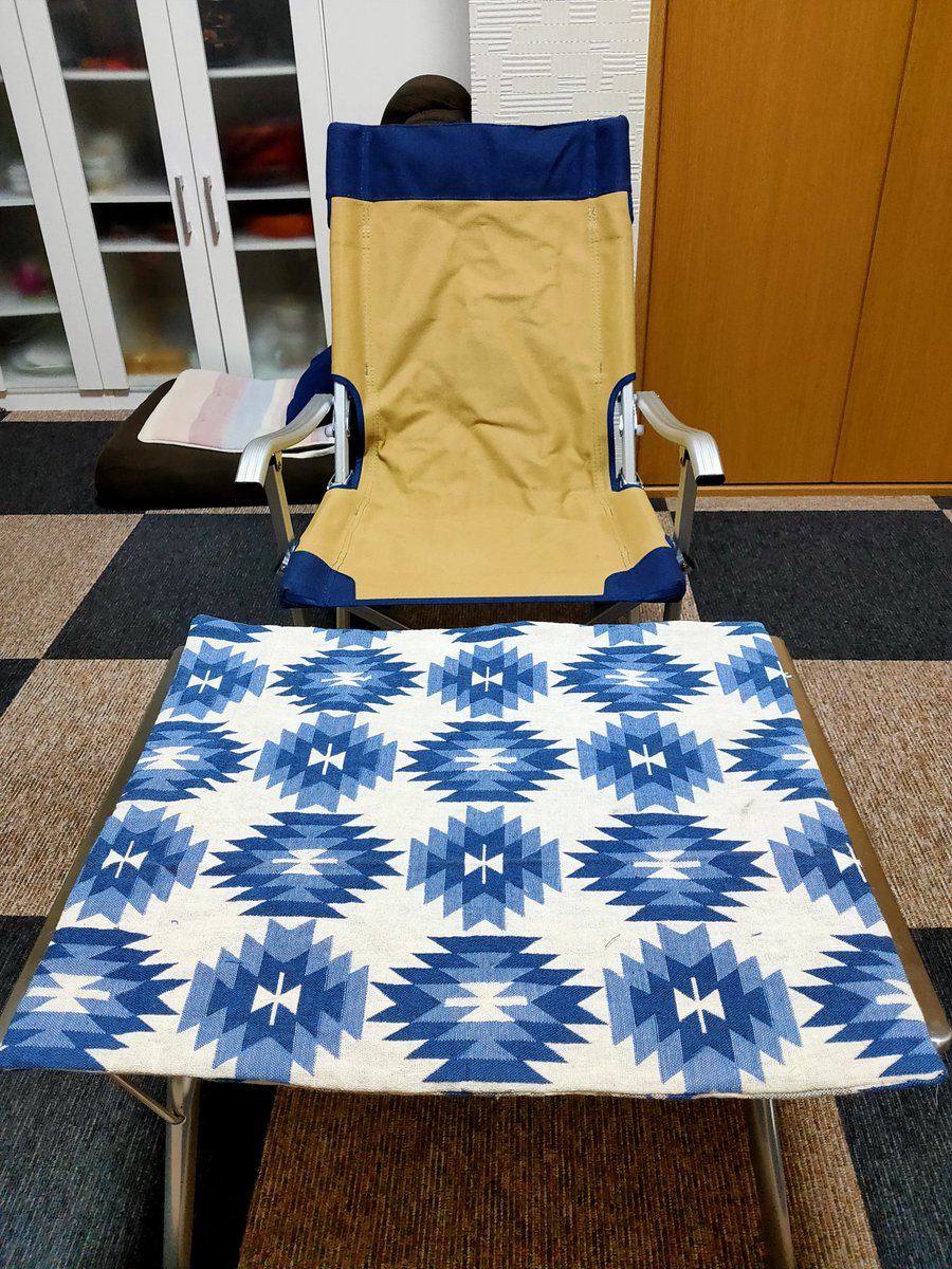 serisericamp's tweet photo. ランタンハンガーの収納袋とテーブル用マットを自作！
ミシンなんて使ったのいつぶりだろう…w
#TELASS #ippoproducts https://t.co/BTUy465aHF
