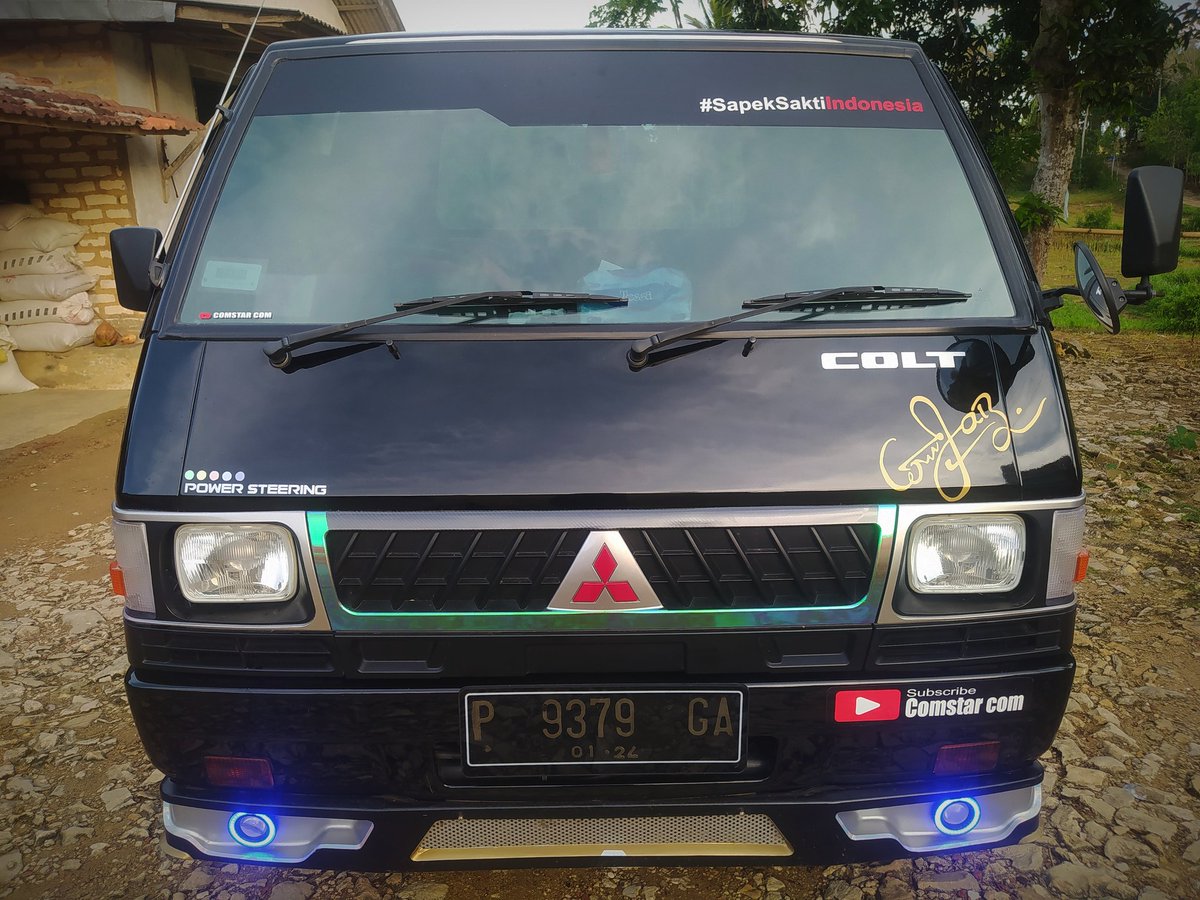 _fancipss's tweet photo. Livery Terbaru Comstar #SpecialEdition #L300 #Mitsubishi #Eltitusi #Elsapek #SapekHitz #Striping #Livery #Cuting #Decal #Variasi #Modifikasi #GantengMaksimal #AntiGosip #Pickup #MobilKeren #Mozaik #Bodykid #List https://t.co/lrmUms2bPb