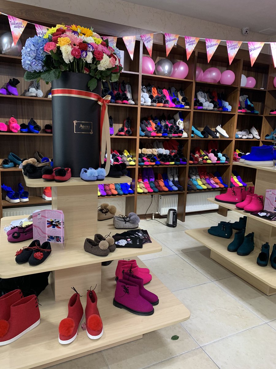 Төмөр замд салбар дэлгүүрээ нээлээ. Хаяг: арктай шар байр аркнаас урагшаа. Бахархал дэлгүүр. Дэгжин Гоо Брэнд