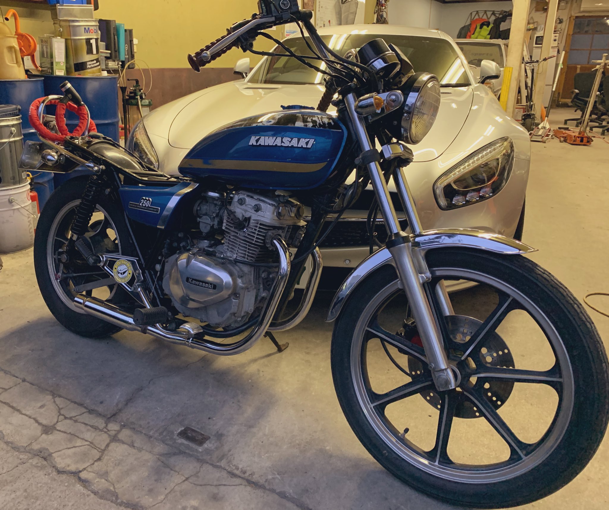 Z250LTD タンク ブラック塗装済み Z250LTD タンク ブラック塗装済み