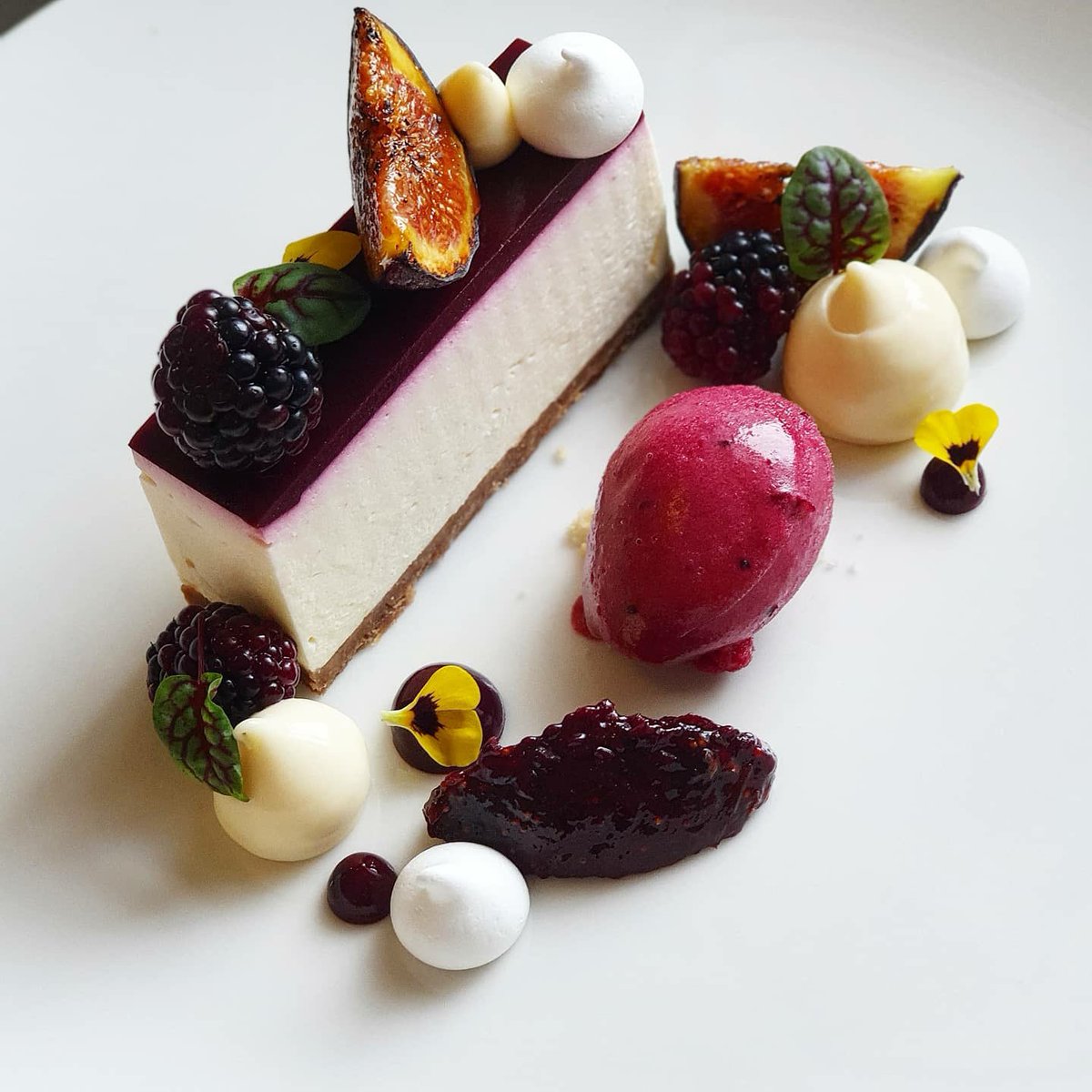 Branches Restaurant tweet media