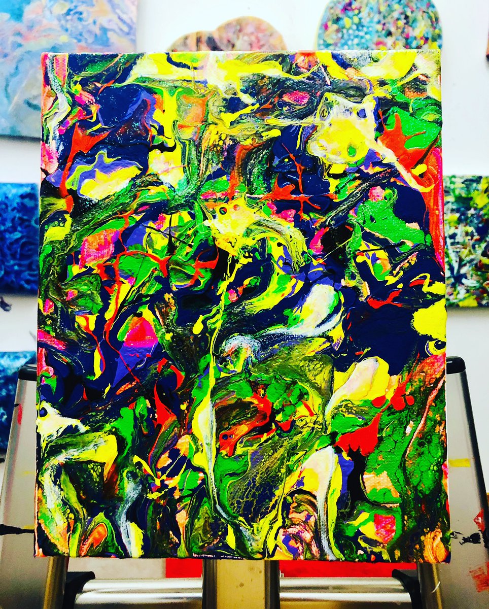 myv_samurai's tweet photo. ハロウィン🎃
完成@(・●・)@
#絵描きさんと繋がりたい
#絵描きさんと仲良くなりたい
#art #artwork #acrylic #abstract
#ポーリング #peinter #galry
#カラフル https://t.co/zFI2OfX08Y