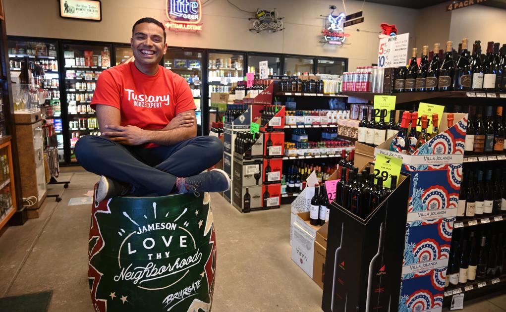 StephenJ011's tweet photo. Colorado Springs man taps into family's small business roots | Young Professional : Mehal Jivan - Colorado Springs Gazette https://t.co/3IpBiBFBLV https://t.co/j1O3Bv1oLQ