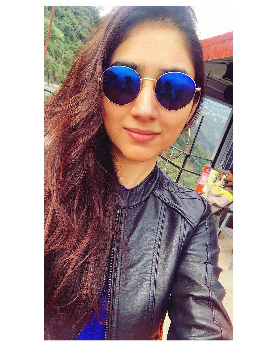 DishaParmarFans's tweet photo. Almost एक साल पुरानी तस्वीर ...
टाइम फ़्लाइज़ ...💥💯
#AlmostOld https://t.co/dZzuD6YXER