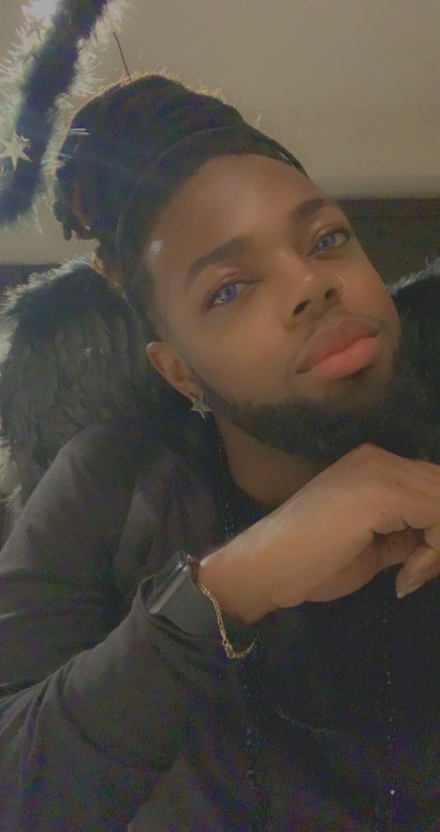 unique_sincere's tweet image. Happy Halloween ghosts and ghouls #bdayloading