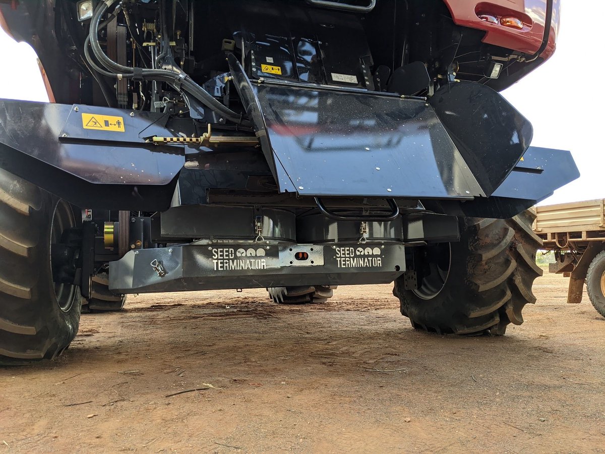 seed_terminator's tweet photo. All smiles from Rod with his Case 7250 out of West Wyalong 😎 #niceworklads #andyclean #weedswontwin #PROven https://t.co/7hmLiGFqzL