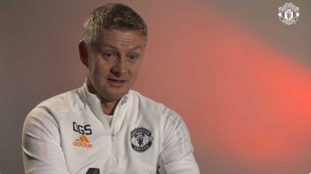 🗣 سولشاير عن أهمية جميع اللاعبين:-

"الجميع سيكونون مهمين، سواء كانت هذه المباراة أو المباراة التالية. أمامنا ستة أيام، الأحد والأربعاء والسبت، ثلاث مباريات مهمة قبل فترة التوقف الدولية والجميع يعلم أنهم جزء من ذلك." 🔴