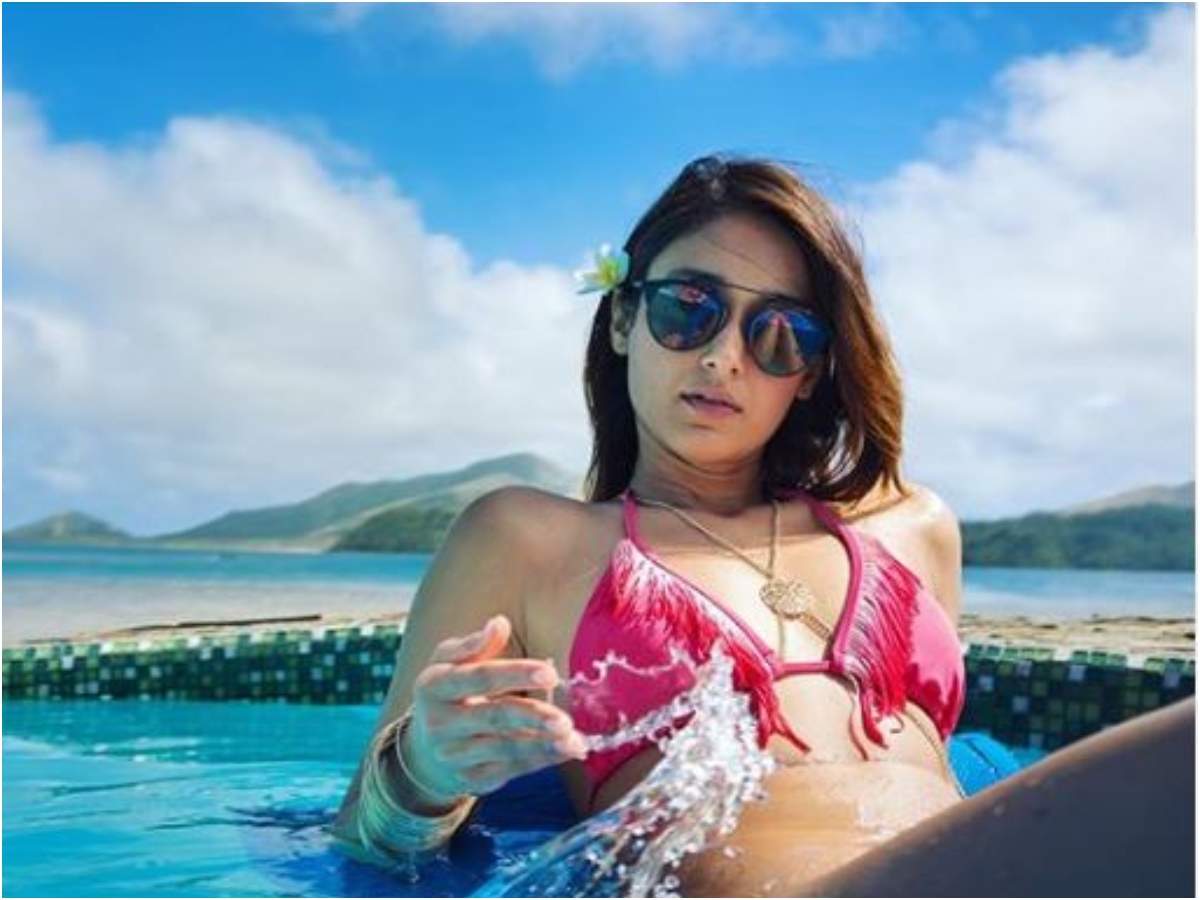 Ileana D\Cruz\s beach vacay pics  