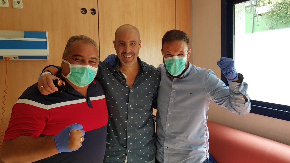 david pena tweet media