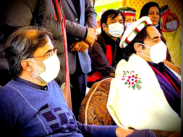 RazzaqueShkh's tweet photo. 👈چنار گرائونڈ چٹورکھنڈ ضلع غذر
چیرمین 🇱🇾 بلاول بھٹو زرداری کی آمد سے پہلے جلسہ گاہ جیم پیک
#GhizerMainTeerChalega https://t.co/0AufJXqnj3