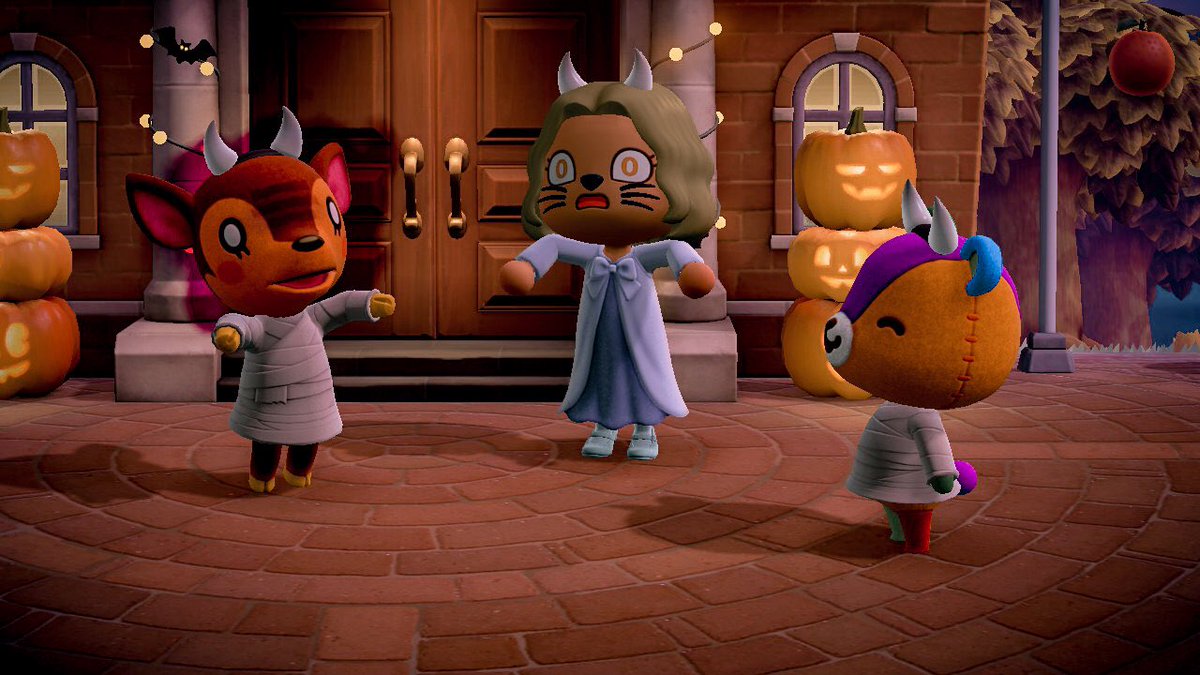 LyraAC1's tweet image. October 31st VS November 1st