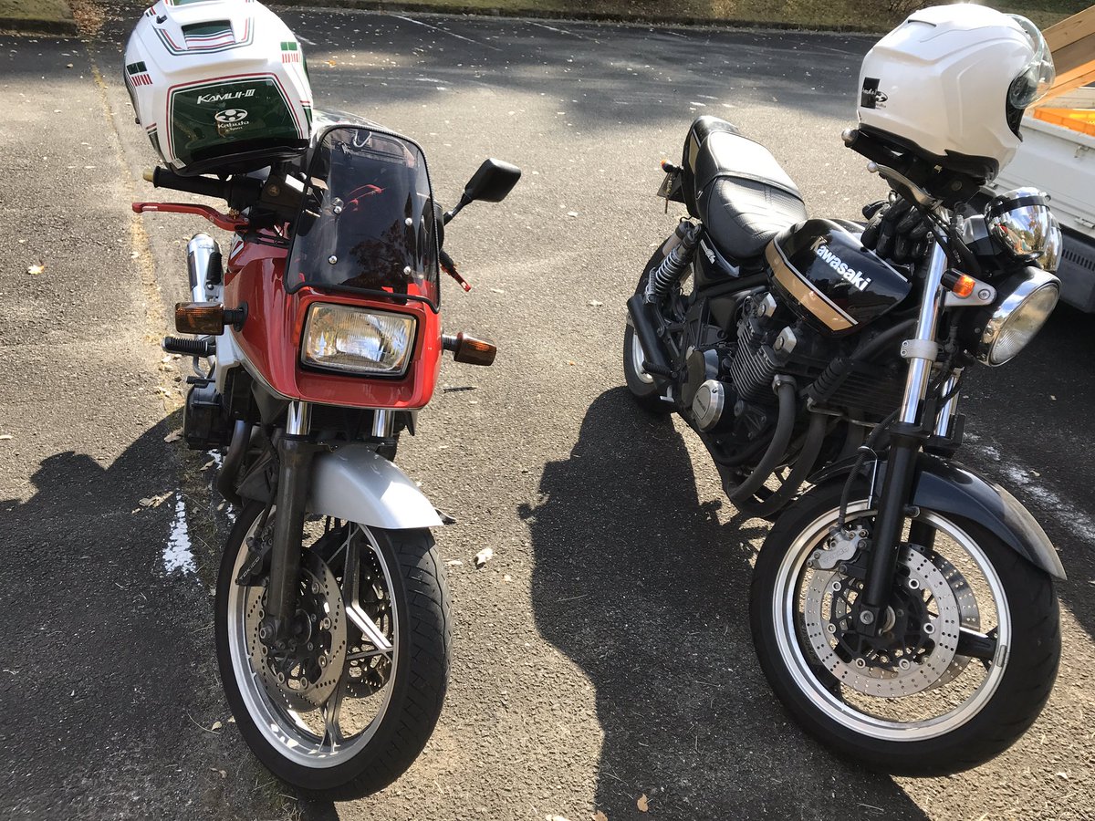 Muracafe_RVpark's tweet photo. 本日のライダーのお客様時間の流れが違う、落ち着けると言うお言葉をありがとうございます。#kawasaki #HONDA #buel #suzuki #ライダー #cafe #秩父 #小鹿野 #村カフェ #rvパークみどりの村 #ライダーのよるカフェ #サイクリストのよるカフェ #travelfhotography #Rider #暖炉のあるカフェ https://t.co/cvga0h0cHC